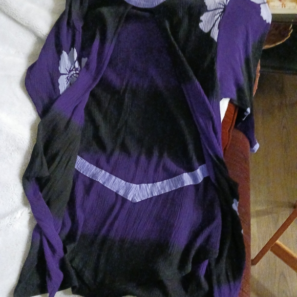 Simple People 2 piece women's skirt/top set, purple/dk purple/ black - Picture 3 of 12